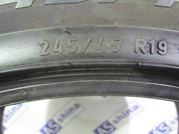 Pirelli Winter Sottozero 3 245/45 R19 92N