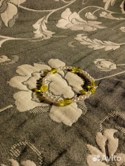 Браслет из бусин