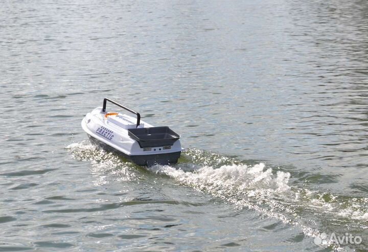 Прикормочный кораблик KubCarp 