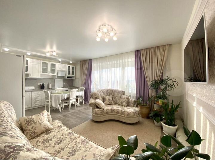 3-к. квартира, 100 м², 8/9 эт.