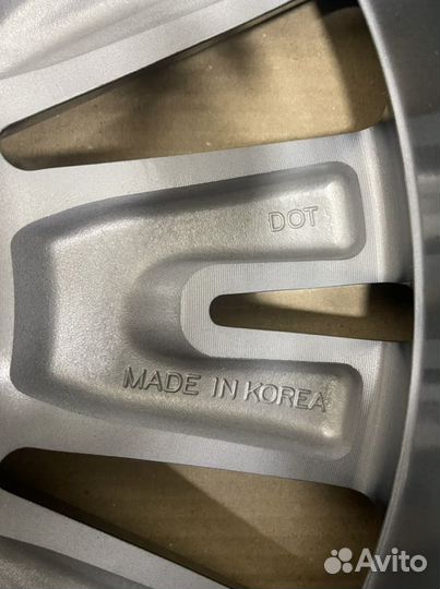 Новые оригинальные диски Mitsubishi Outlander R18