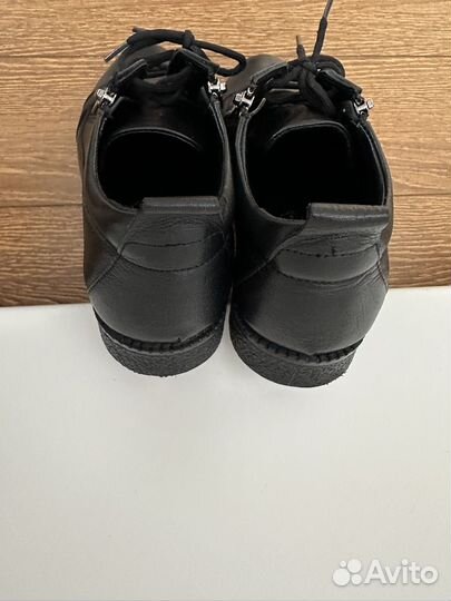 Полуботинки