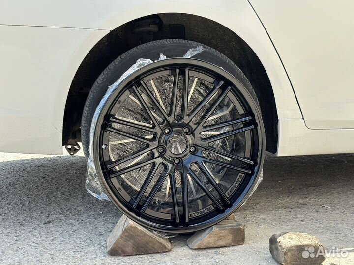 Triangle Sports TH201 275/35 R20 и 275/35 R20