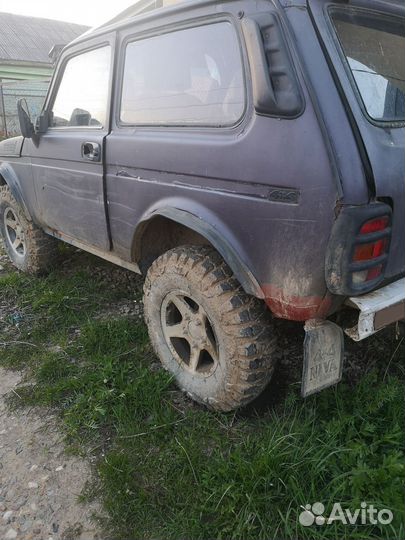 LADA 4x4 (Нива) 1.7 МТ, 1999, 125 000 км