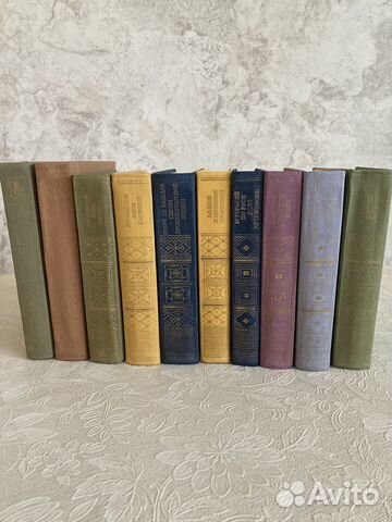 Книги 5 томов серия «Библиотека классики»