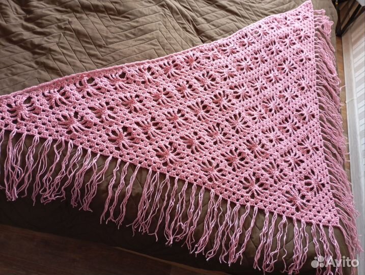 Шаль вязаная