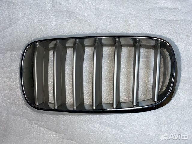 Декоративная решетка левая BMW F15