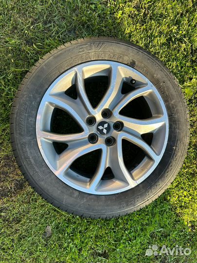 Колеса в сборе r18 летние 5 114.3