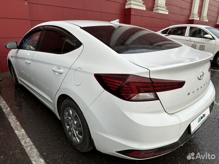 Hyundai Elantra 1.6 МТ, 2019, 63 301 км