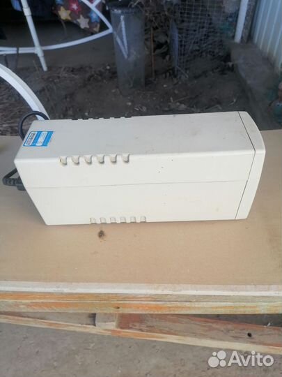 Продаю. Преобразователь. С 12 вольт на 220