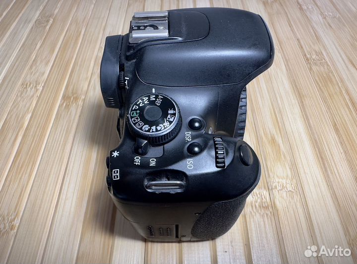 Зеркальный фотоаппарат canon 600d