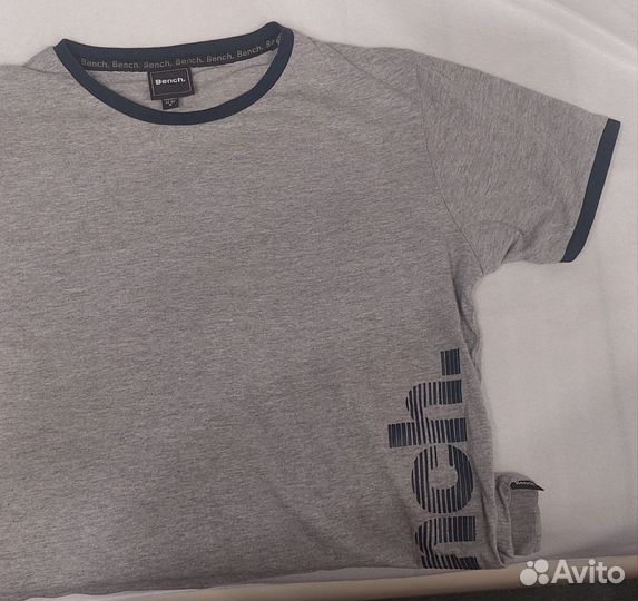 Футболка bench