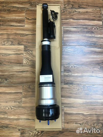 Пневмостойка Mercedes-Benz W221 задняя new