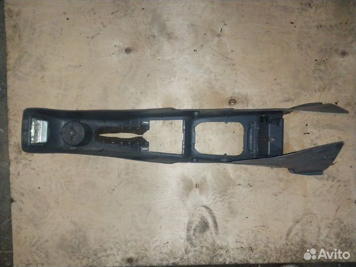 Консоль между сидений Toyota Rav4 SXA10 3SFE