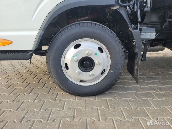 КАМАЗ Компас 5 тентованный, 2024