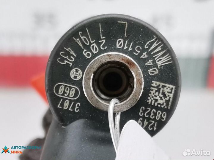 Форсунка BMW 3 E90/E91/E92/E93 2005 13537794435