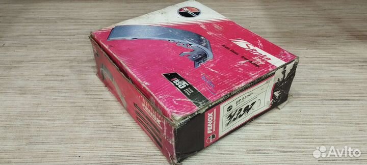 Задние тормозные колодки (барабанные)