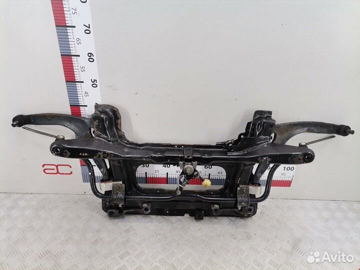 Балка для Peugeot-Citroen Berlingo 1