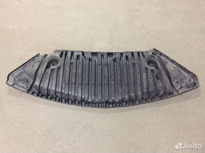 Защита двигателя Mercedes E A207