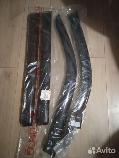 Продам дефлектор окон на ленд крузер 100