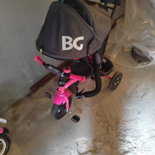 Детский трехколесный велосипед бу