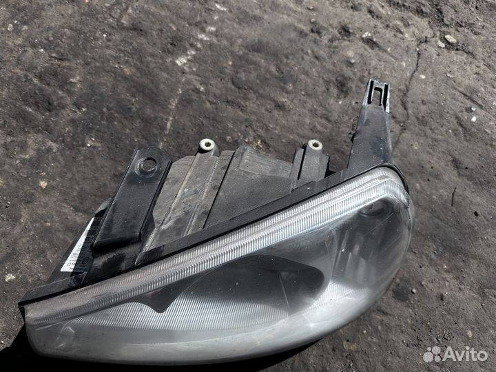 Фара передняя правая LADA kalina 1