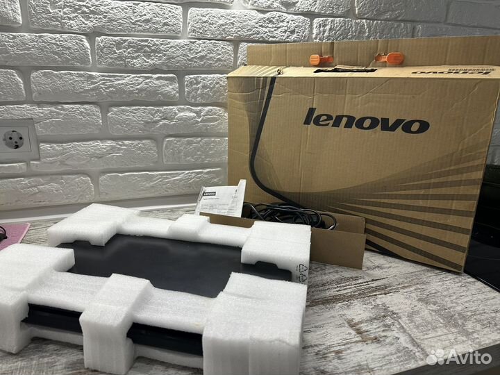 Новенький ноутбук Lenovo 6gb/4 ядерный/Гарантия