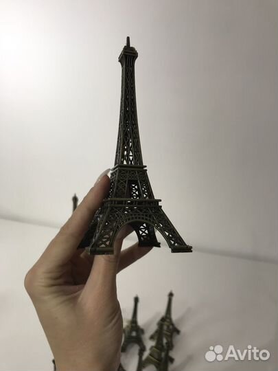 Статуэтка Эйфелева башня