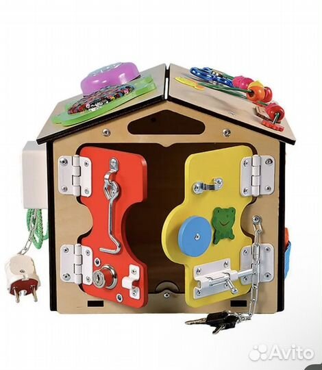 Бизиборд домик