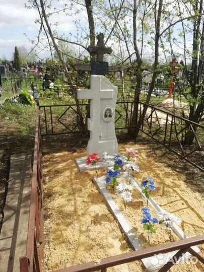 Установка памятников,уборка захоронений