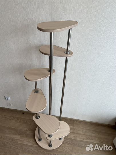 Подставка под цветы 160см