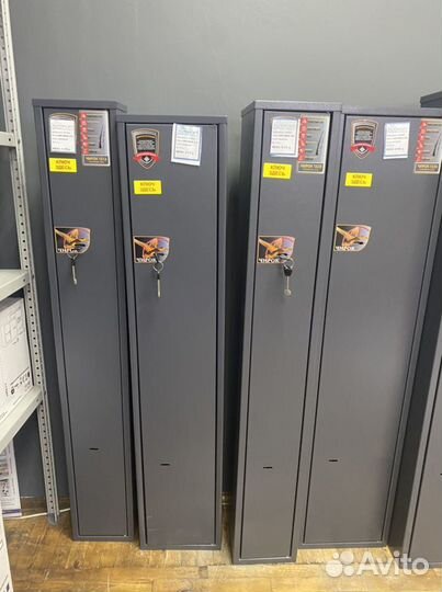 Оружейный сейф новый