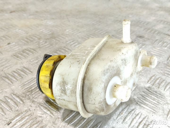 Бачок главного тормозного цилиндра Chevrolet Lanos