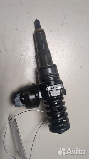 Форсунка топливная Volkswagen Touran, 2008