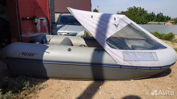 Надувная лодка-катамаран