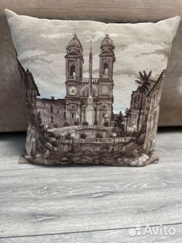 Подушка ручной работы