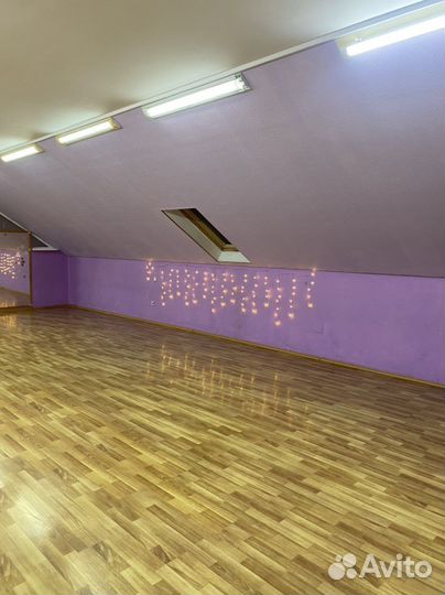 Сдаю зал в почасовую аренду