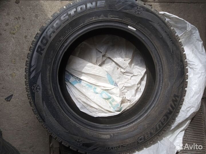 Roadstone Winguard WinSpike 195/65 R15