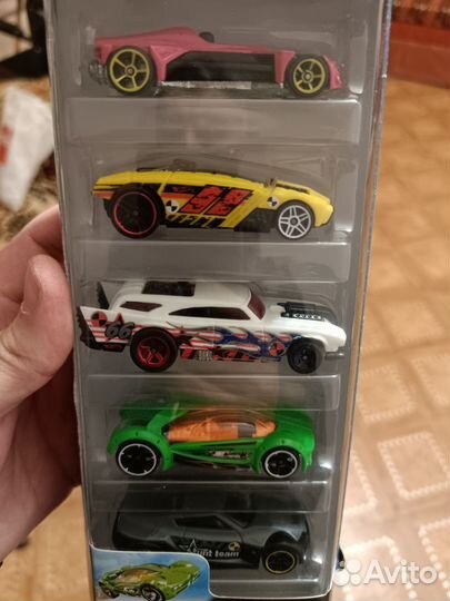 Hot wheels набор машинок