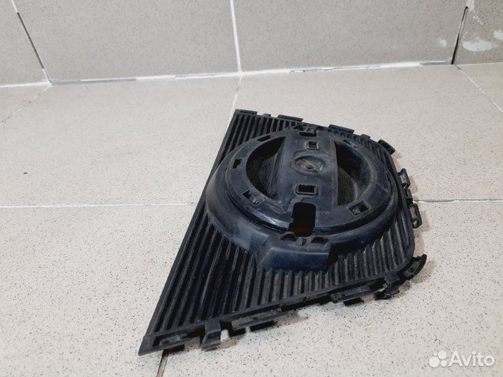 Накладка на решетку радиатора Nissan Qashqai J10