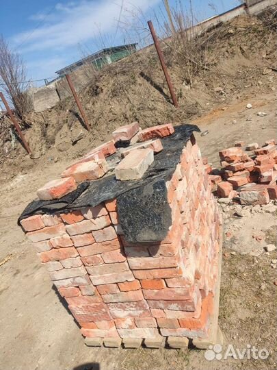 Кирпич красный полнотелый бу