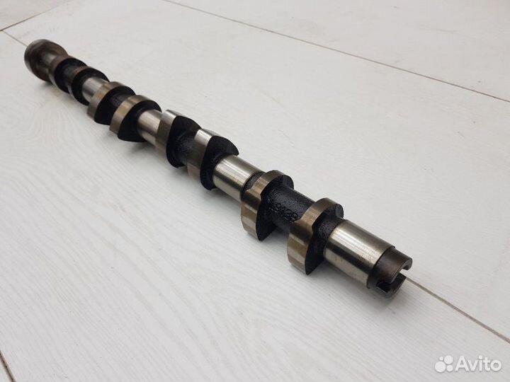 Распредвал выпускной правый Land Rover Range Rover