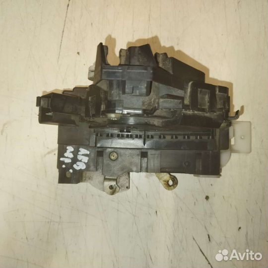 Замок двери передний левый Ford Mondeo 3