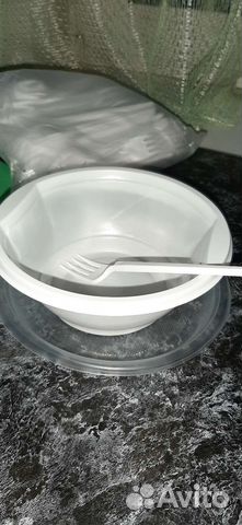 Тарелки,вилки для горячих и холодных блюд