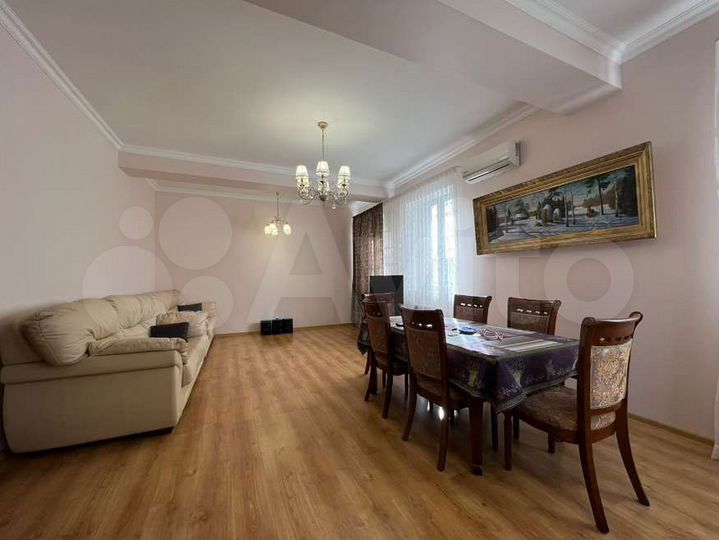 2-к. квартира, 115 м², 2/4 эт.