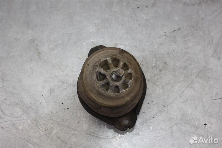 Опора двигателя правая Porsche Cayenne 955