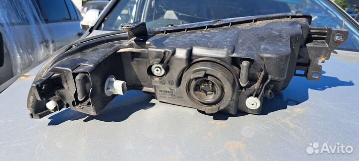 Фары правая, левая Mitsubishi Galant 8