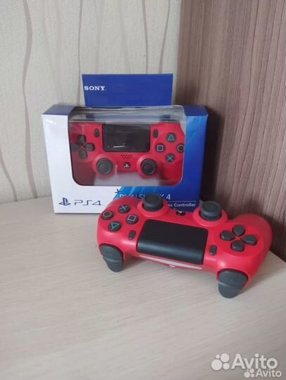 Джойстик PS4 красный(новый)