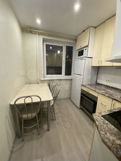 2-к. квартира, 47 м², 3/5 эт.