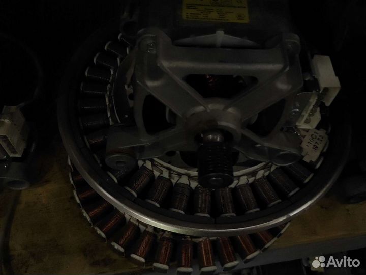 Двигатель стиральной машины